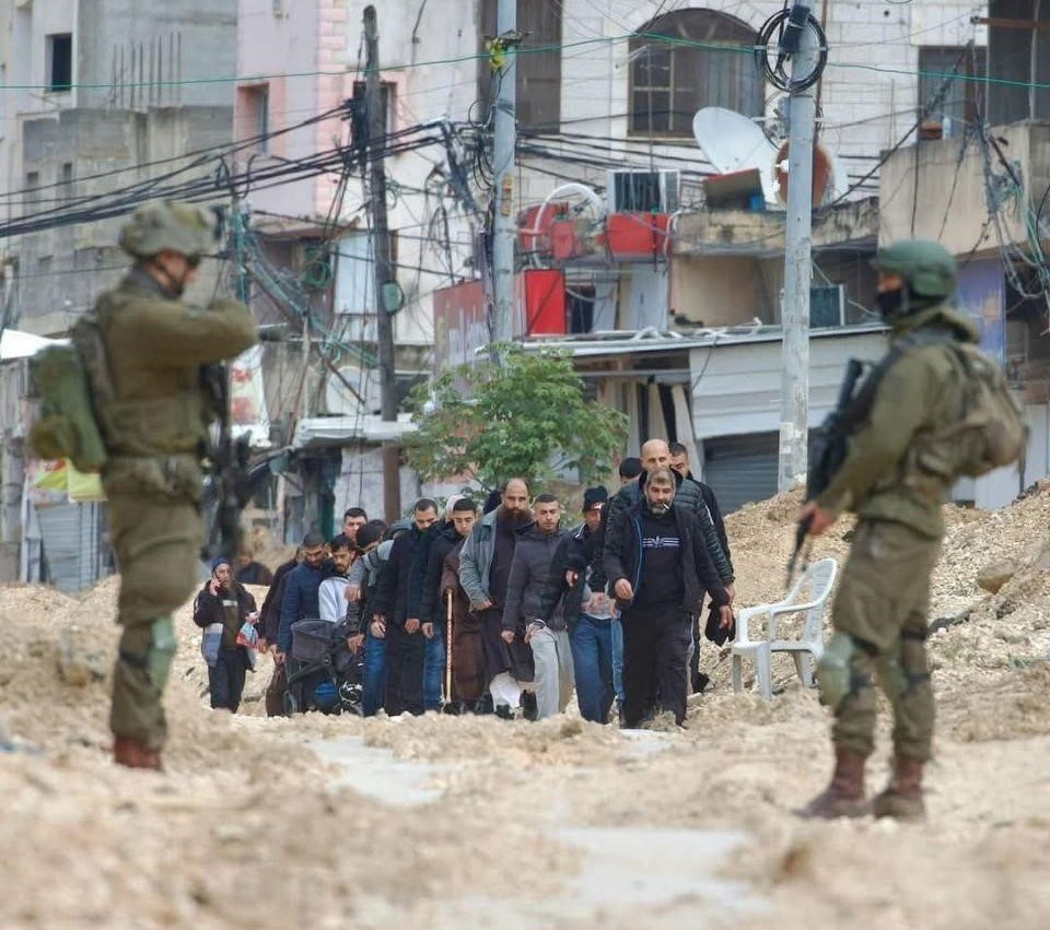 قائد جيش الاحتلال بالضفة : يجب تفكيك مخيم طولكرم كحصن للمسلحين الفلسطينيين